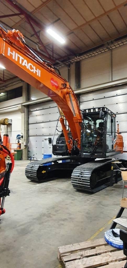 Hitachi ZX 210 LC-7 Paletli ekskavatörler