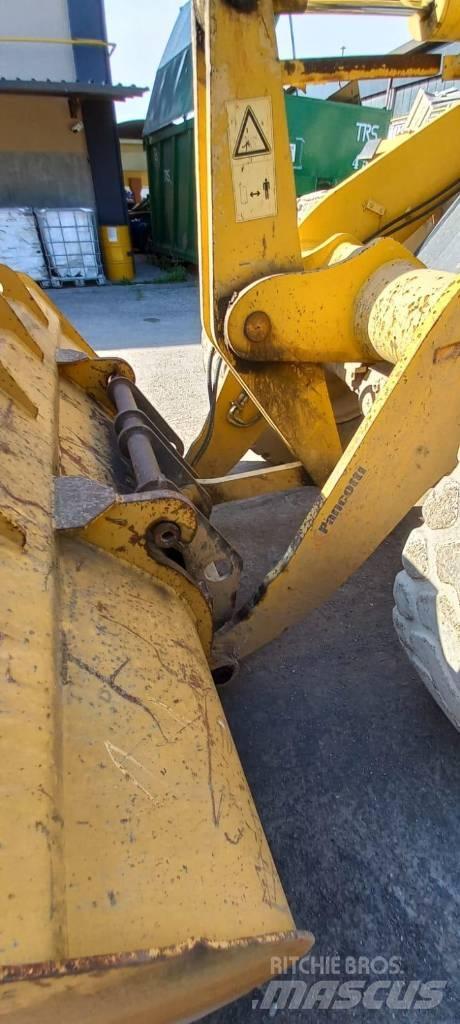 Komatsu WA 200 PT-5 Tekerlekli yükleyiciler