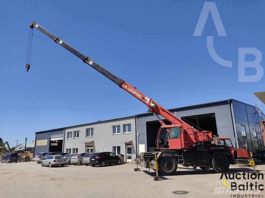 Liebherr LTM 1025 Yol-Arazi Tipi Vinçler (AT)