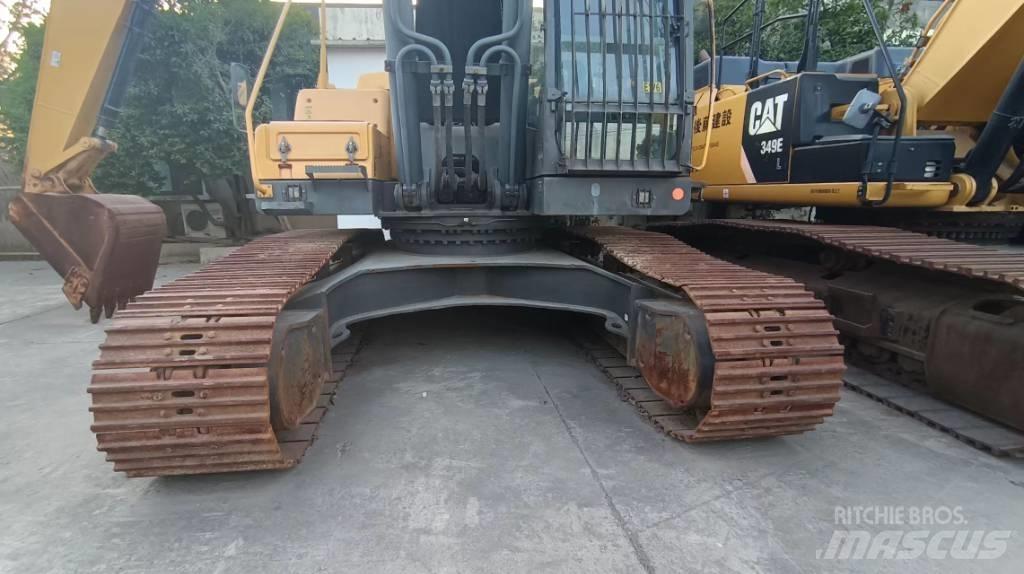 Volvo EC 380 D L Paletli ekskavatörler