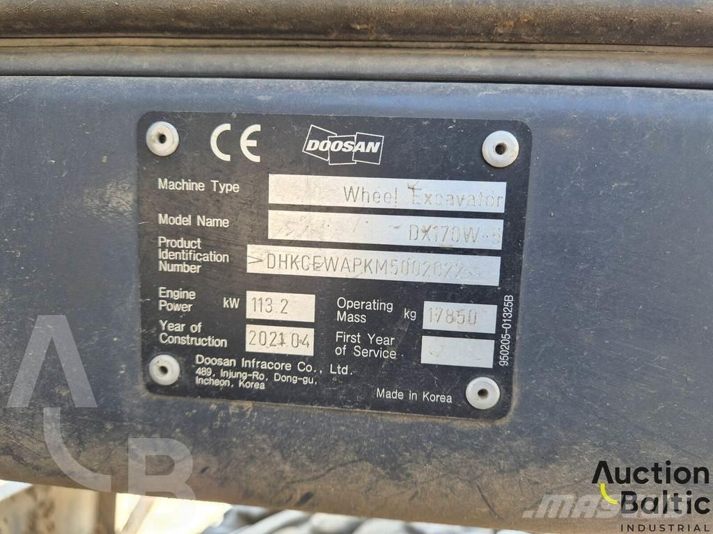 Doosan DX 170 W-5 Lastik tekerli ekskavatörler