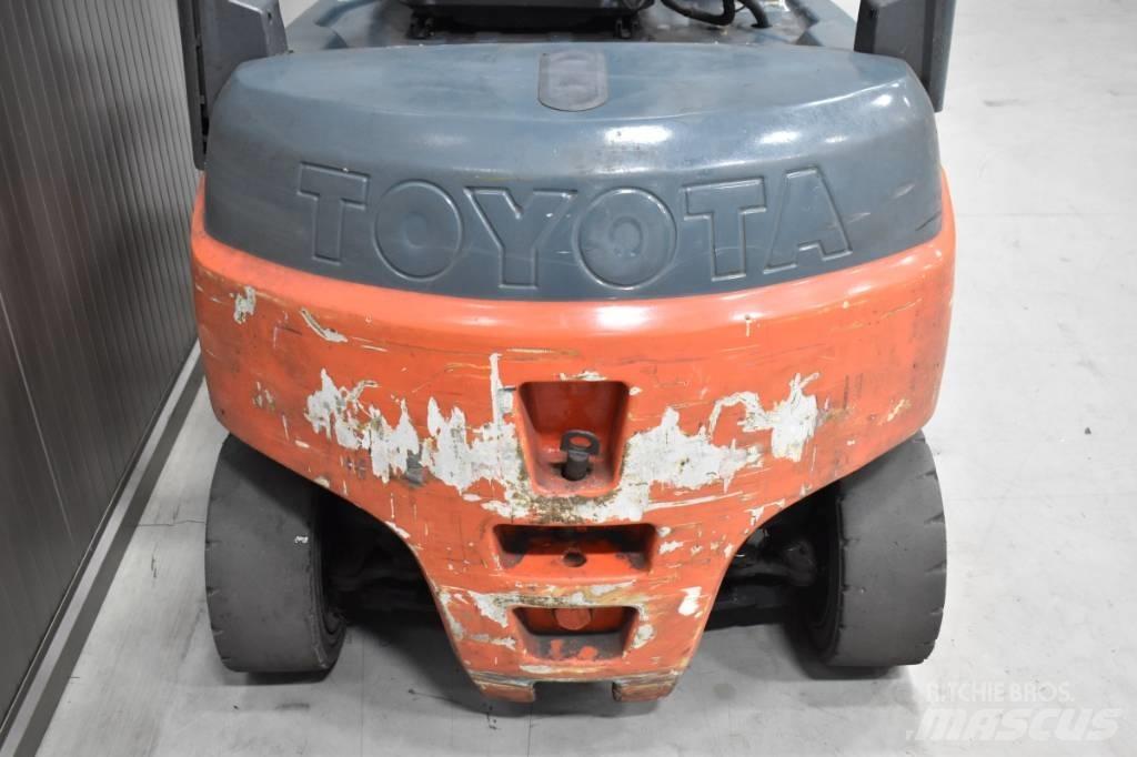 Toyota 8FBMT18 Elektrikli forkliftler
