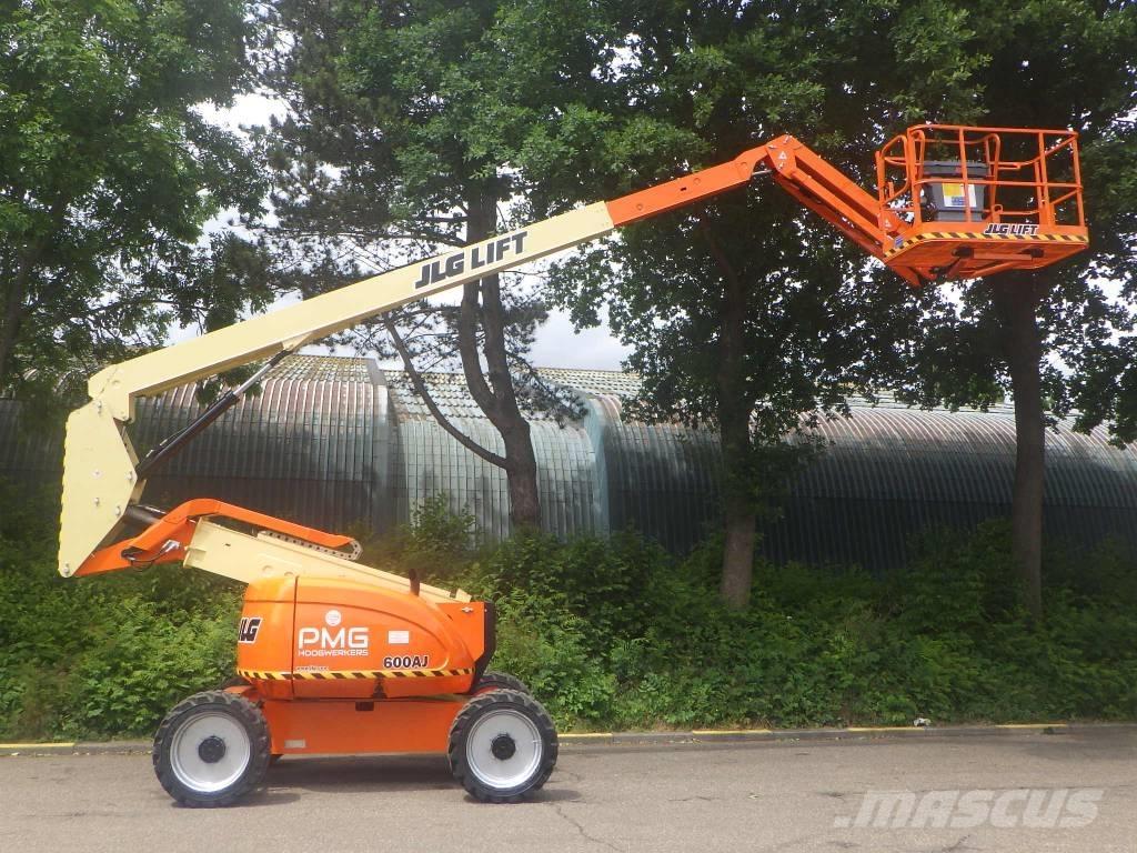 JLG 600AJ Körüklü personel platformları