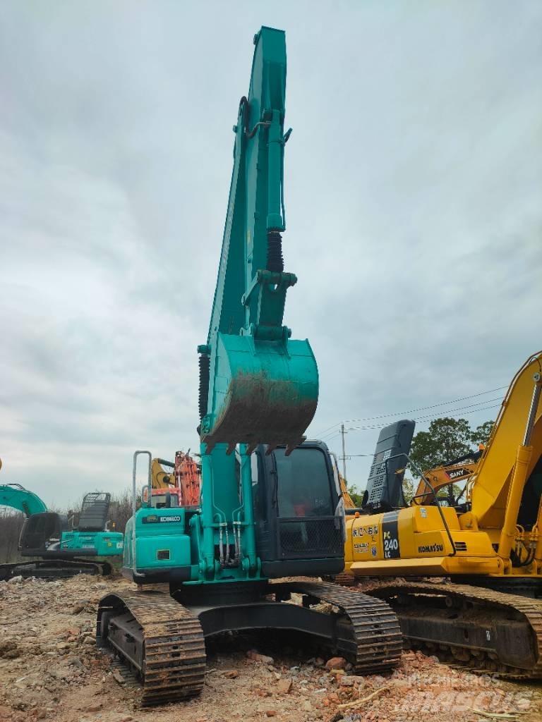 Kobelco SK 210 D Paletli ekskavatörler
