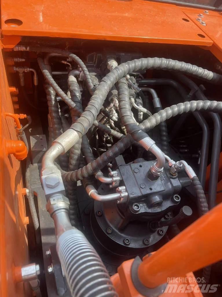 Doosan DX 225LC-9C Paletli ekskavatörler