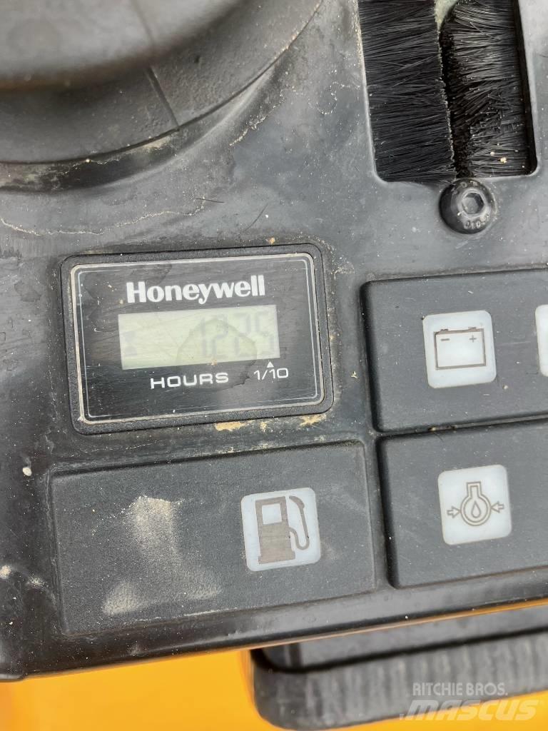 JCB 8010CTS Mini ekskavatörler, 7 tona dek