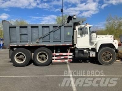 Mack RD 690 SX Damperli kamyonlar