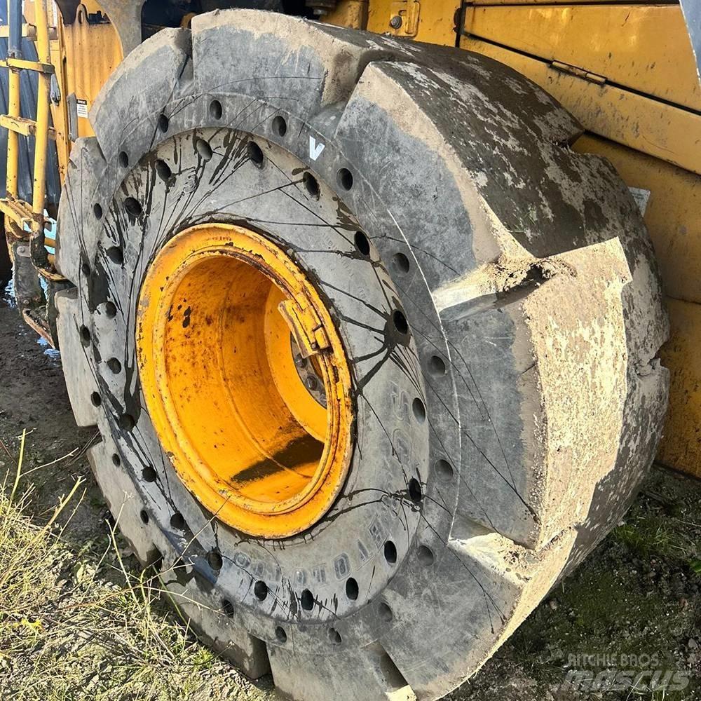 Bell 2106 Tekerlekli yükleyiciler