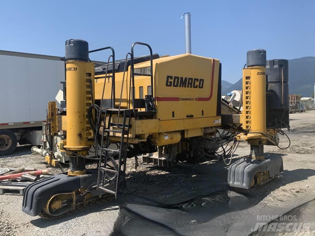 Gomaco Commander III Beton sericiler