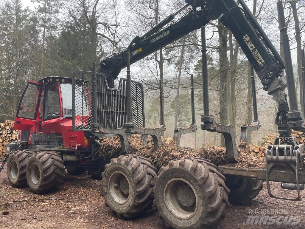Komatsu 875 Tomruk yükleyici traktörler