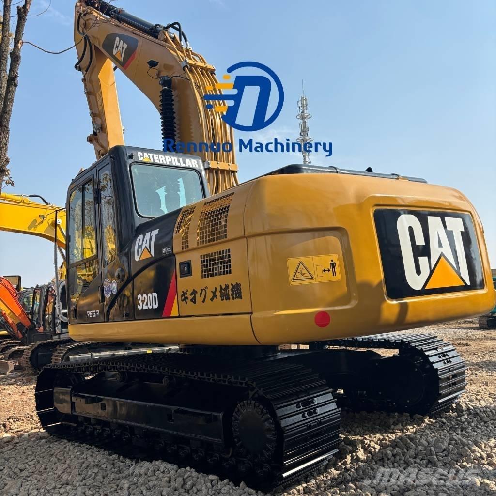 CAT 320D Paletli ekskavatörler
