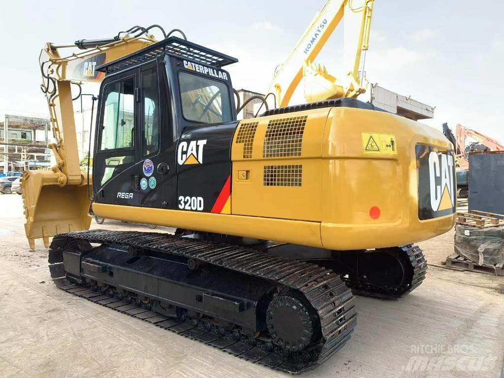 CAT 320 D Paletli ekskavatörler