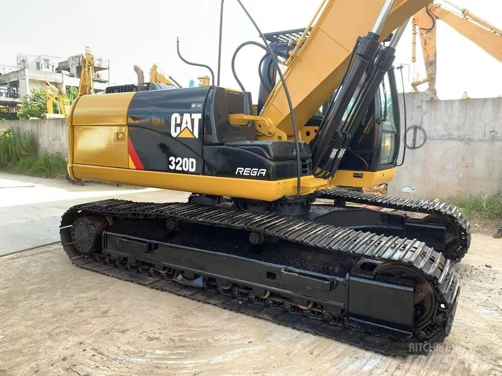 CAT 320 D Paletli ekskavatörler