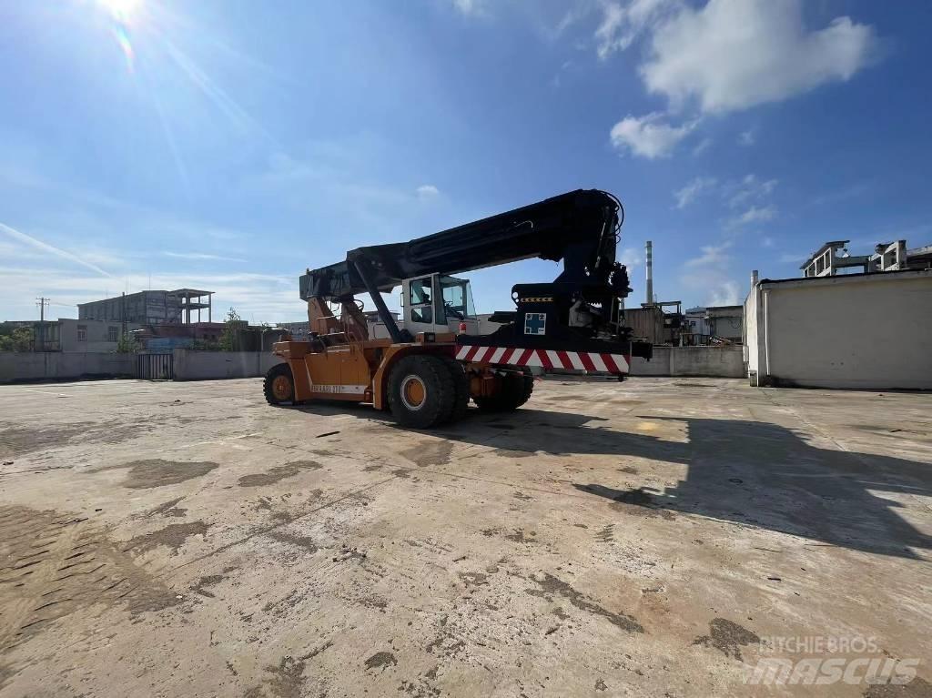 CVS Ferrari F 278.6 Konteyner istifleyiciler - reach stacker