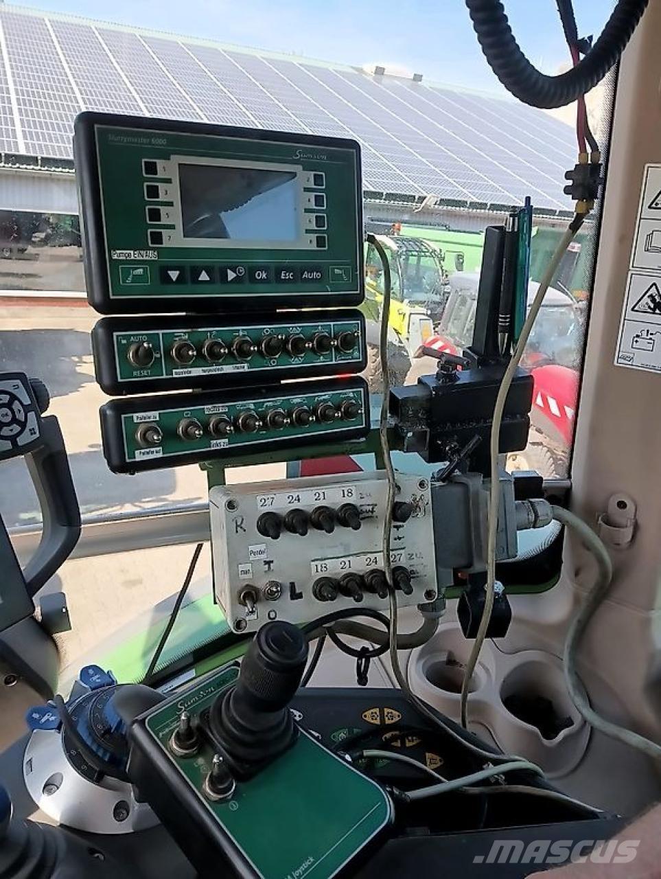 Samson PG 25 Sivi gübre ve ilaç tankerleri