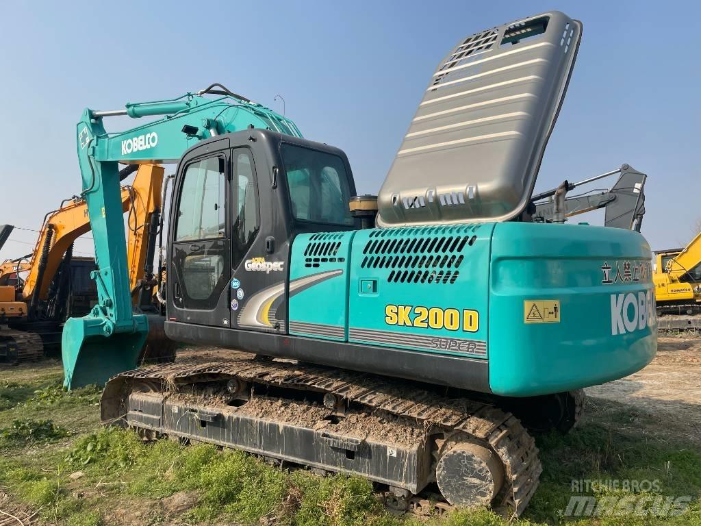 Kobelco SK 200 Paletli ekskavatörler