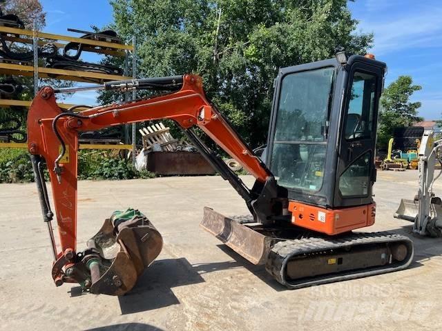 Hitachi ZX 26 Mini ekskavatörler, 7 tona dek