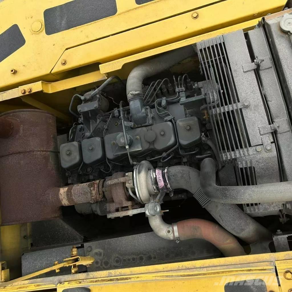 Komatsu 220-7 Paletli ekskavatörler