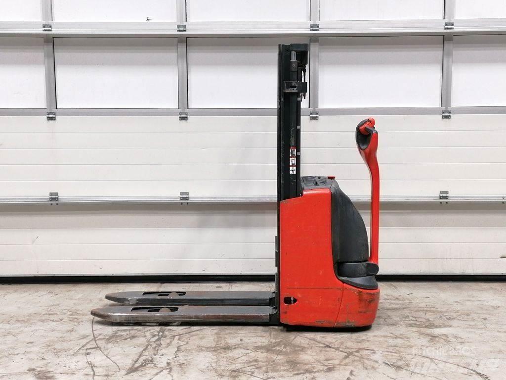 Linde L10B Yaya kumandali istif makinasi