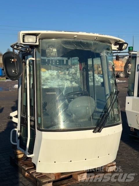 Liebherr L 538 CAB Kabin