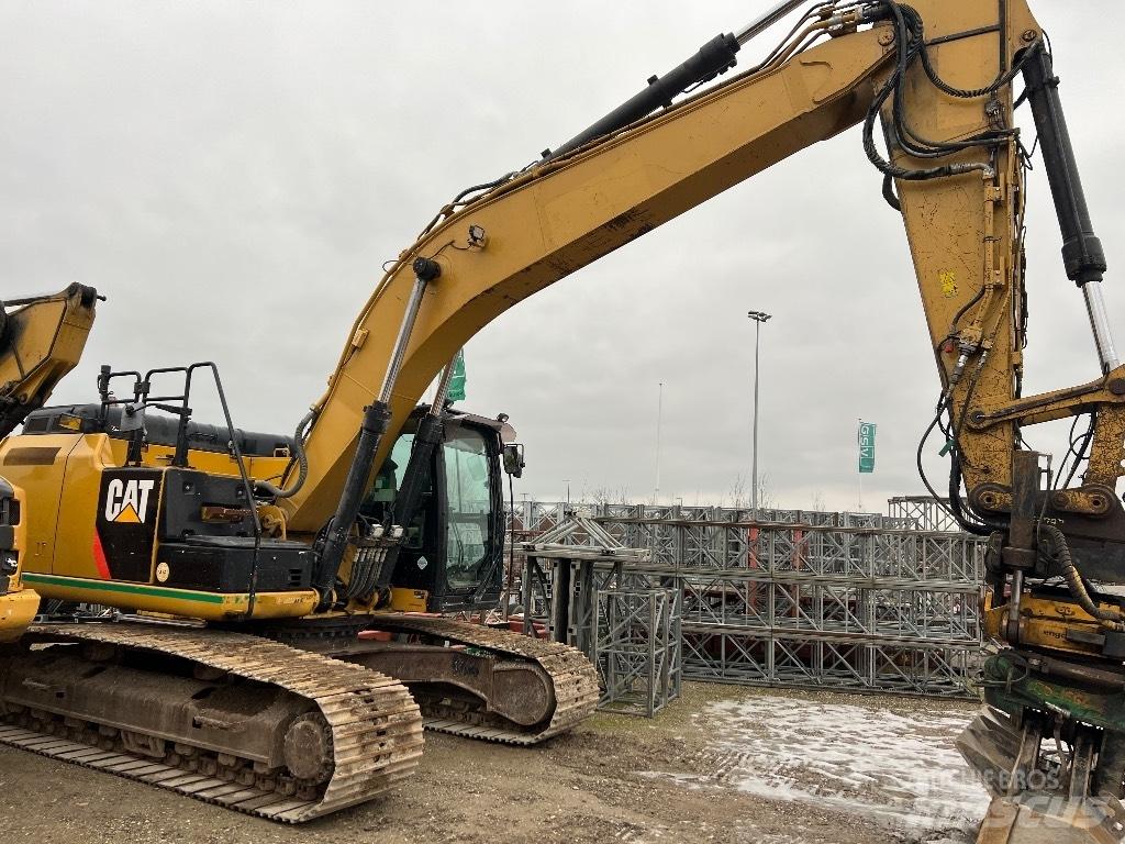 CAT 324 EL Paletli ekskavatörler
