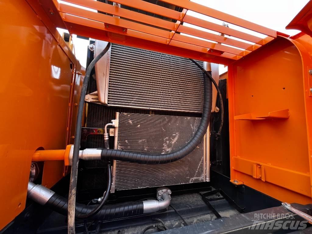 Hyundai R305LC-9T Paletli ekskavatörler