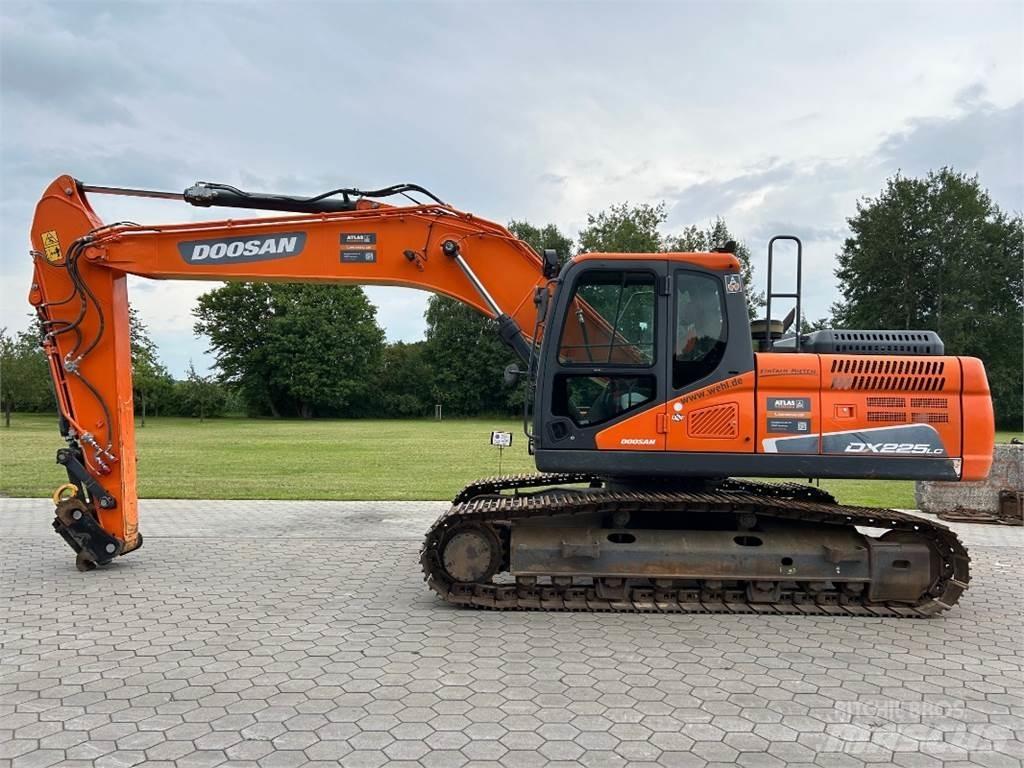 Doosan DX225LC-5 Paletli ekskavatörler