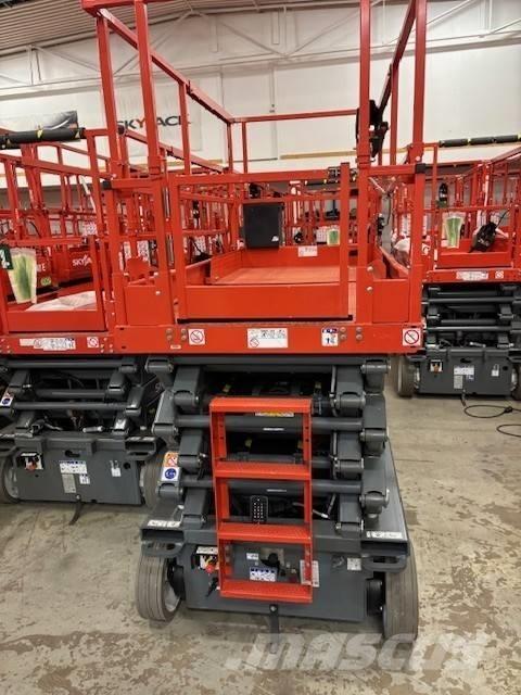 SkyJack SJ 4740 Makasli platformlar