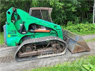 Bobcat S250 Skid steer loderler
