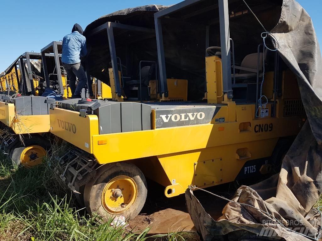 Volvo PT 125 Pnömatik lastikli silindirler
