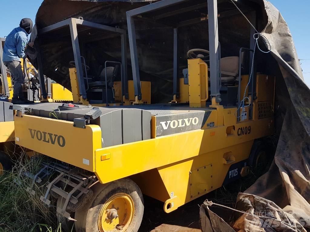 Volvo PT 125 Pnömatik lastikli silindirler