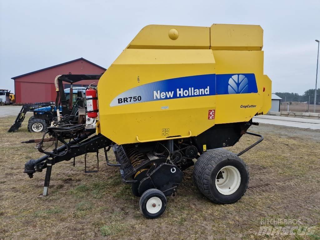 New Holland BR 750 Rulo balya makinalari