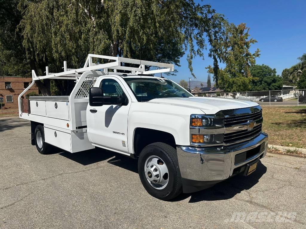Chevrolet 3500 HD Pikaplar