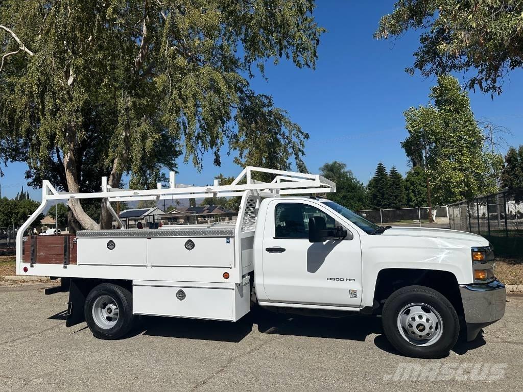 Chevrolet 3500 HD Pikaplar