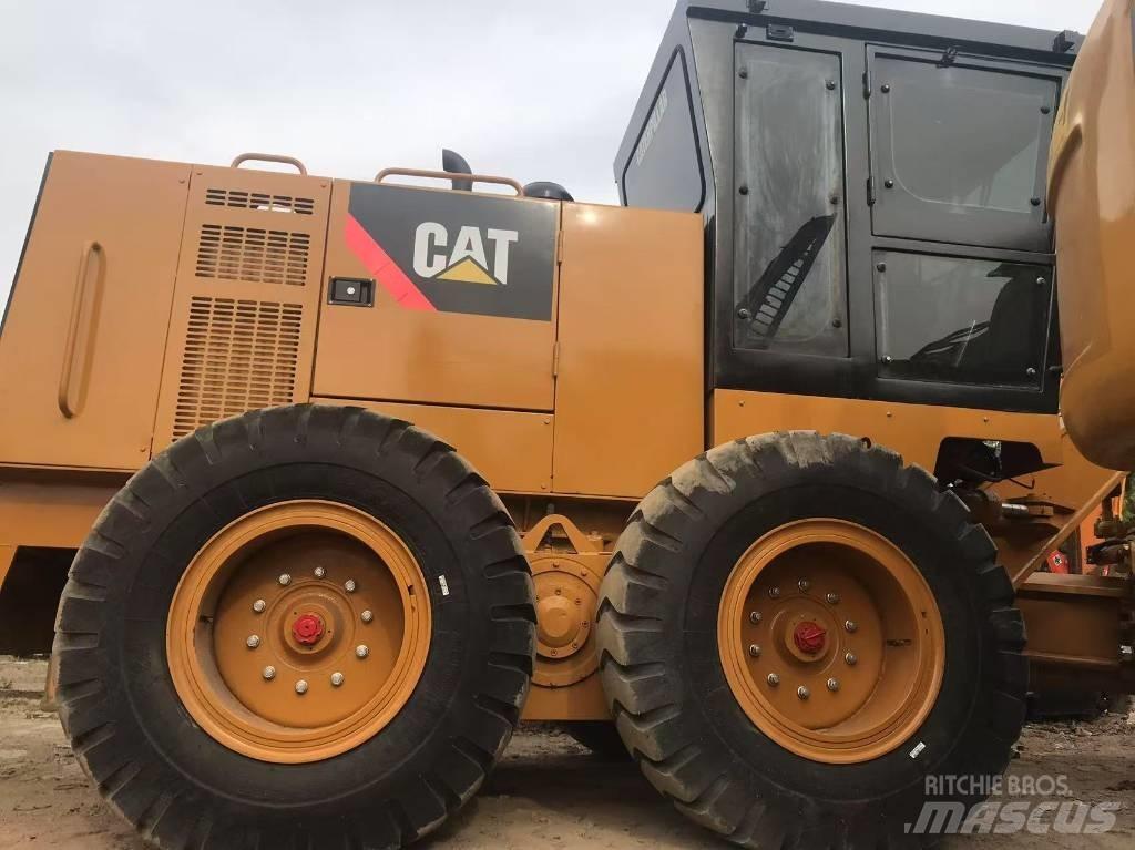 CAT 140k Greyderler