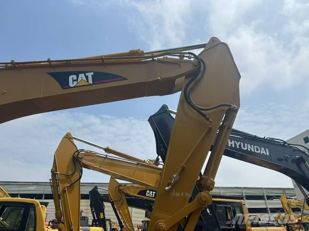 CAT 330 B L Paletli ekskavatörler