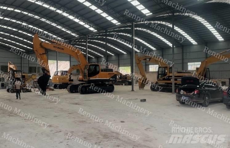 Komatsu 400-8 Paletli ekskavatörler