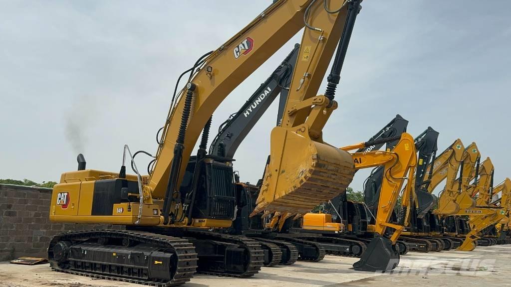 CAT 349 D Paletli ekskavatörler