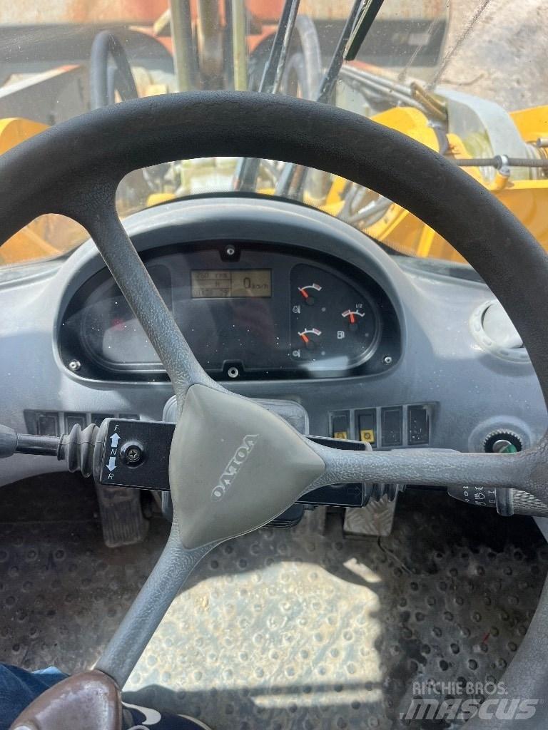 Volvo L 180 E Tekerlekli yükleyiciler