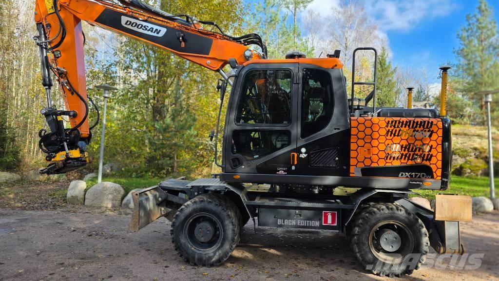 Doosan DX 170 W Lastik tekerli ekskavatörler