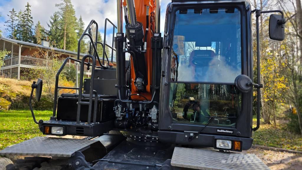 Doosan DX 170 W Lastik tekerli ekskavatörler