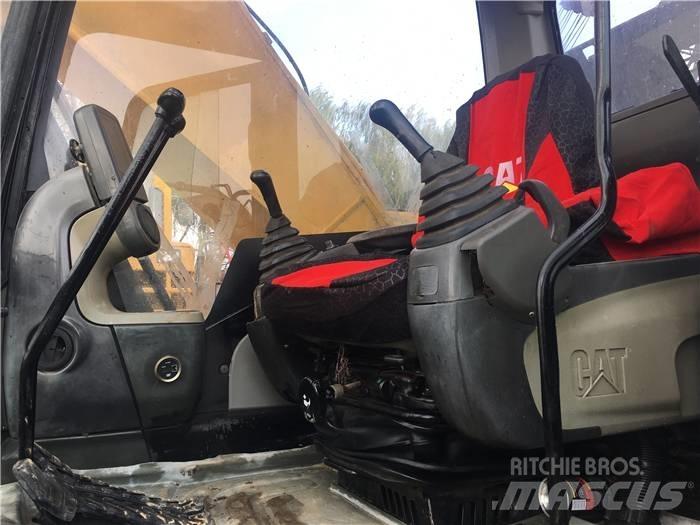 CAT 320 D Paletli ekskavatörler