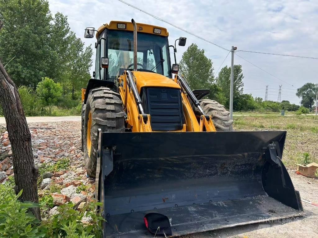 JCB 4 CX Kazıcı yükleyiciler - beko loder