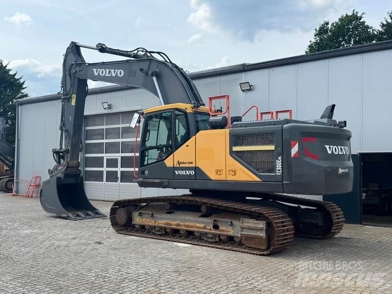 Volvo EC 300 ENL Paletli ekskavatörler
