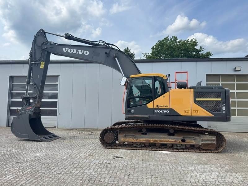 Volvo EC 300 ENL Paletli ekskavatörler
