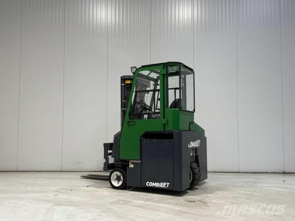 Combilift CBE2500 4 yönlü reach truck