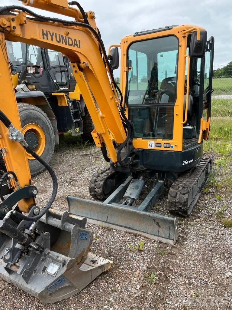 Hyundai R25Z-9 AK Mini ekskavatörler, 7 tona dek