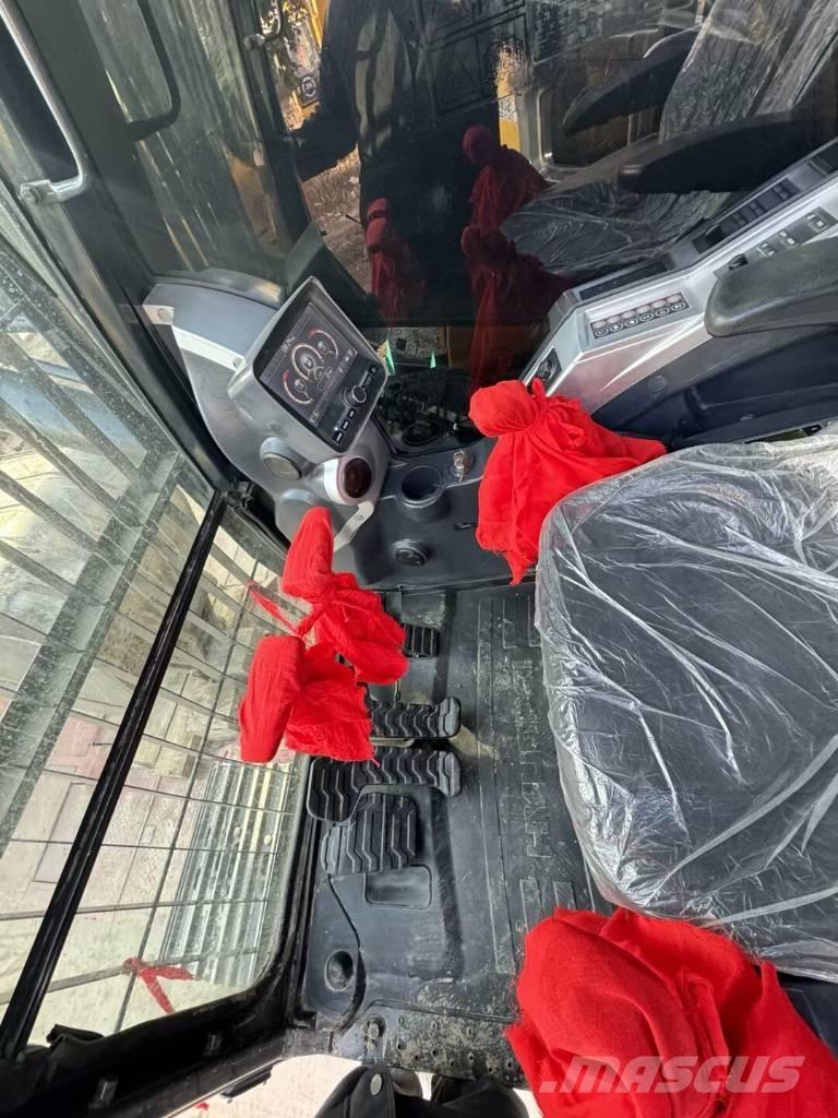 Hyundai 220LC-9T Paletli ekskavatörler