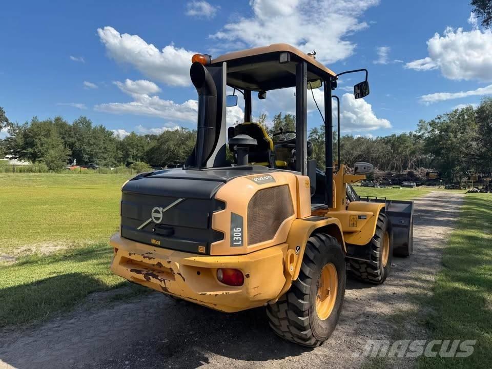 Volvo L 30 G Tekerlekli yükleyiciler