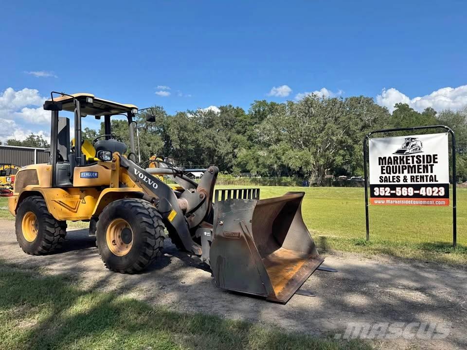 Volvo L 30 G Tekerlekli yükleyiciler